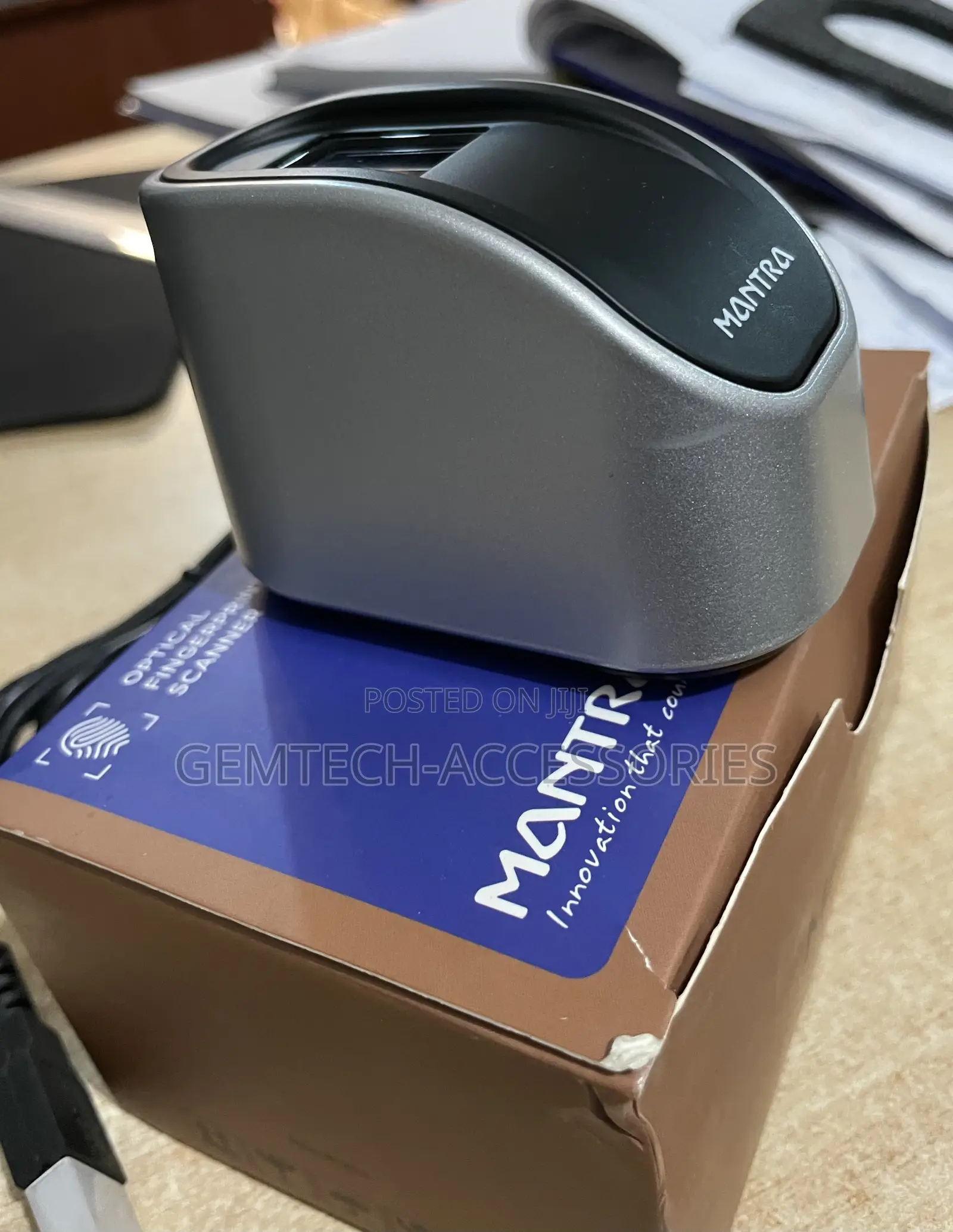 Mantra Mfs500 Advanced Optical Fingerprint Scanner.