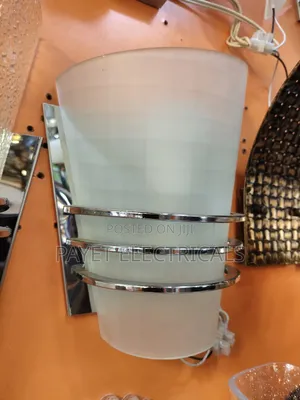 Wall Light/Wall Bracket