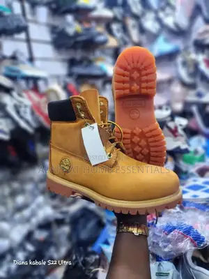 Timberland Shoes/Boots