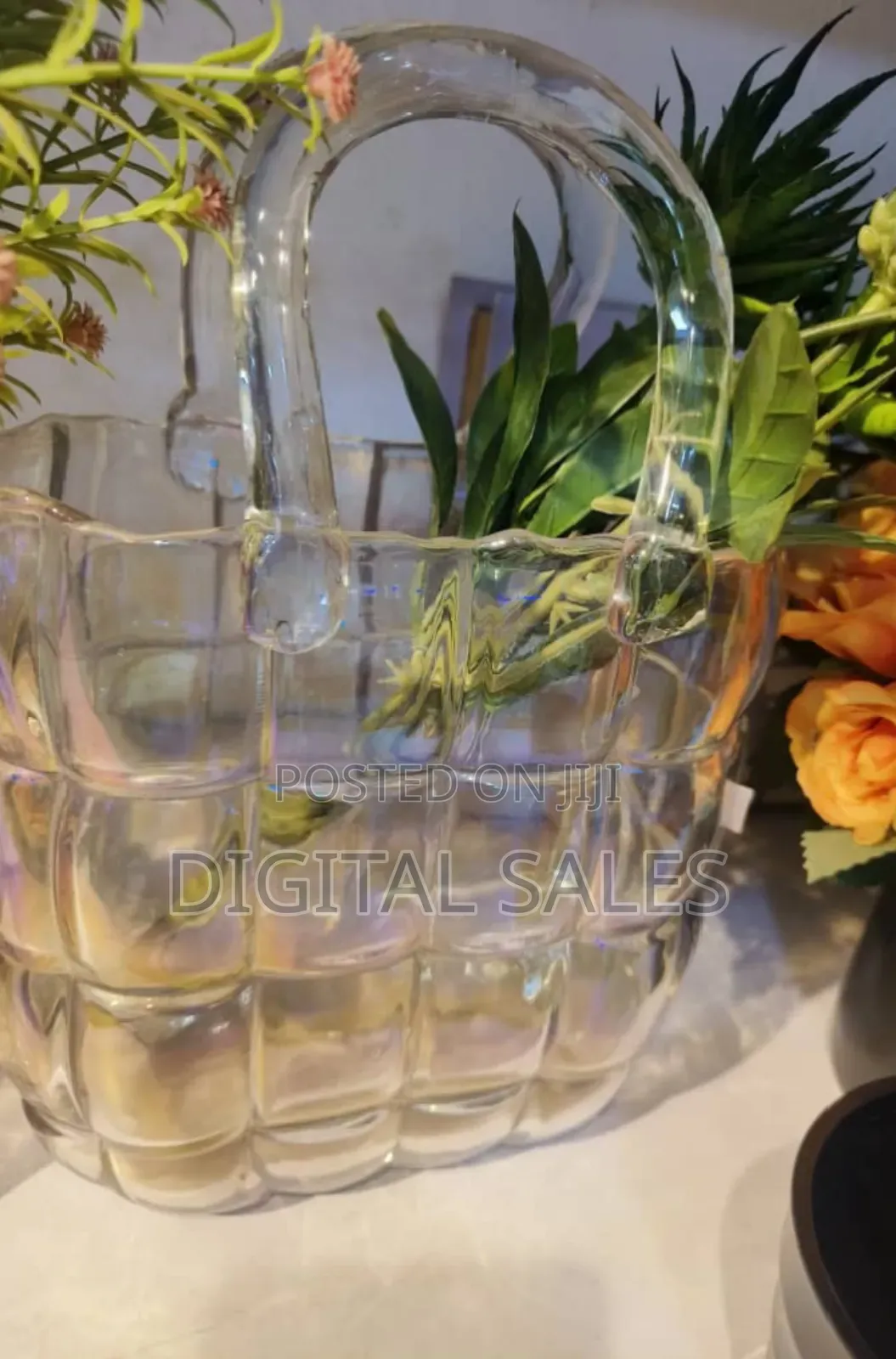 Basket Like Transparent Flower Vase.