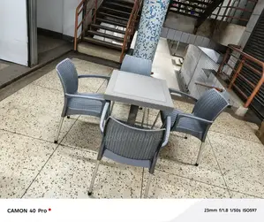 Bar/Restaurant Chairs Plastic and Table