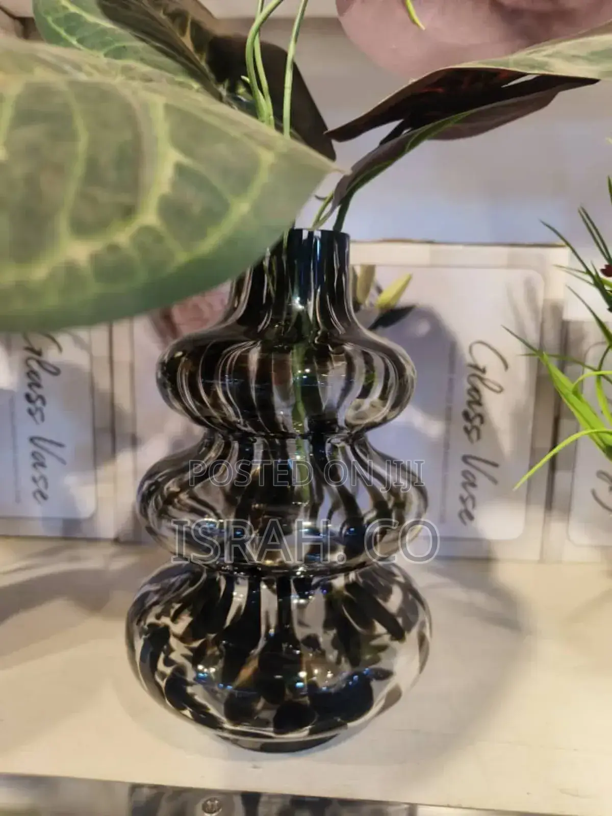 Round Flower Glass Vase