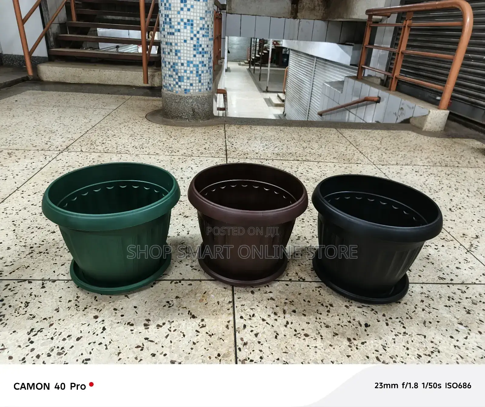 Round Flower Pots Plastic 3 Colors