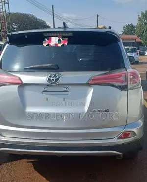 Toyota RAV4 2017 Silver