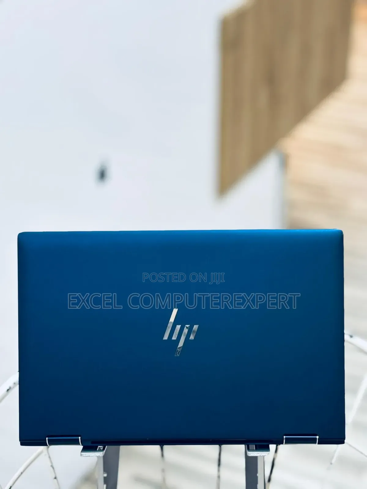 New Laptop HP Elite Dragonfly G3 16GB Intel Core I7 SSD 512GB