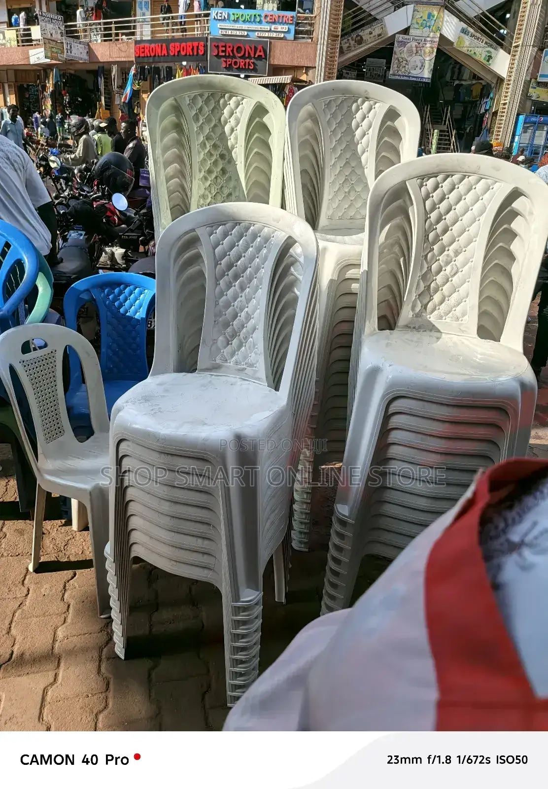 Plastic Chairs Plastic Chairs*White