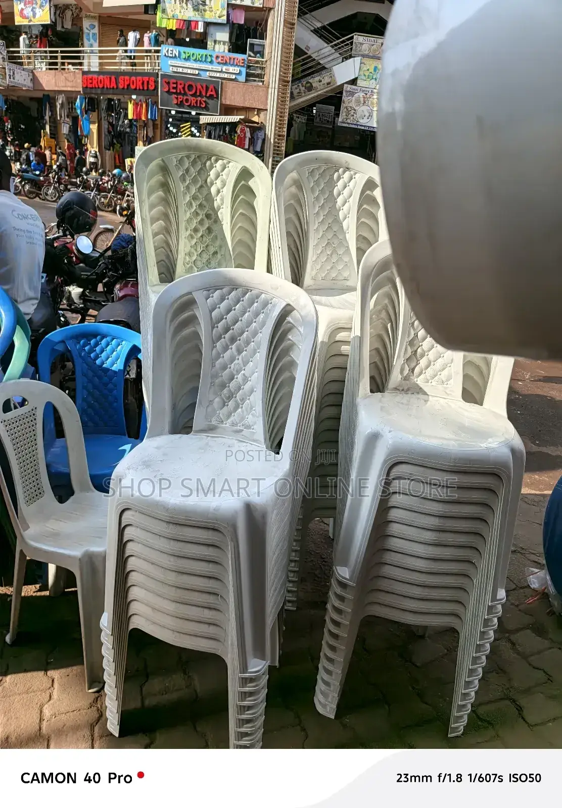 Plastic Chairs Plastic Chairs*White