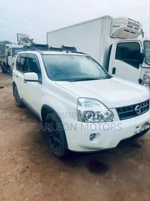 Nissan X-Trail 2.0 Petrol XE 2010 White