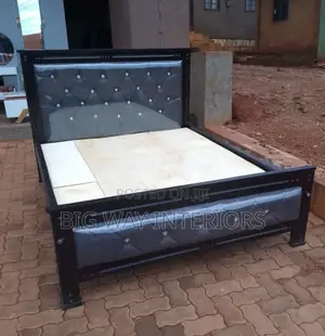 5by6 Bed With a Plywood 3478