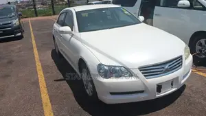Toyota Mark X 2.5 AWD 2010 White
