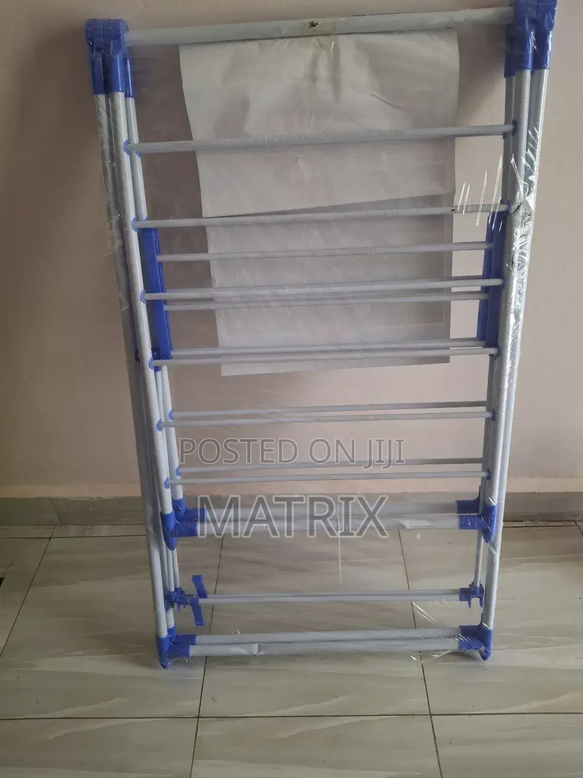 Foldable Indoor and Outdoor Clothes (Dryer/Hanger)