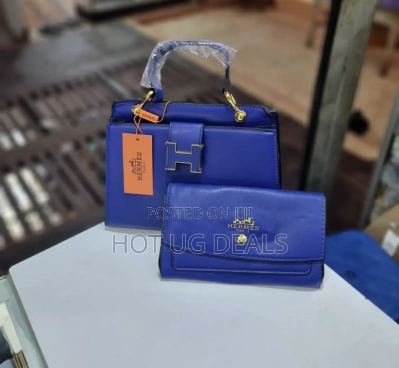 2pcs Ladies Classic Handbag - Colour May Vary