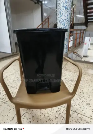 Plastic Dust Bins