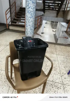 Plastic Dust Bins