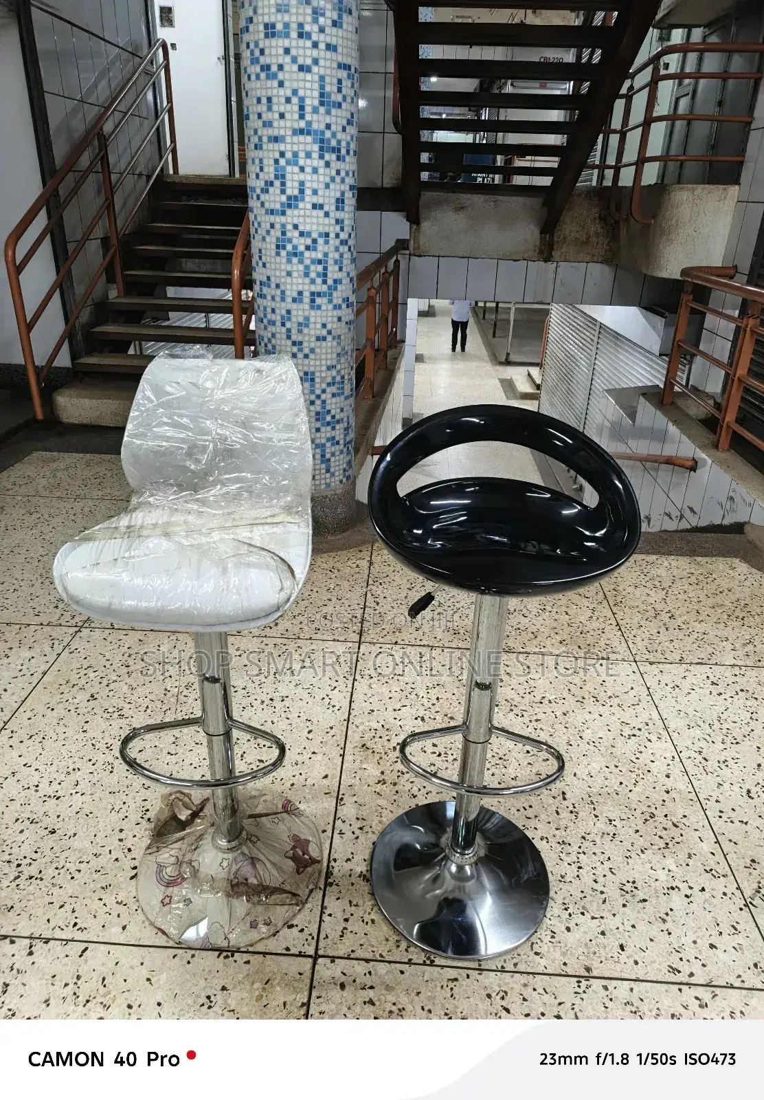 Adjustable Stools for Kitchen Dining/Bars/Counter/Hotel