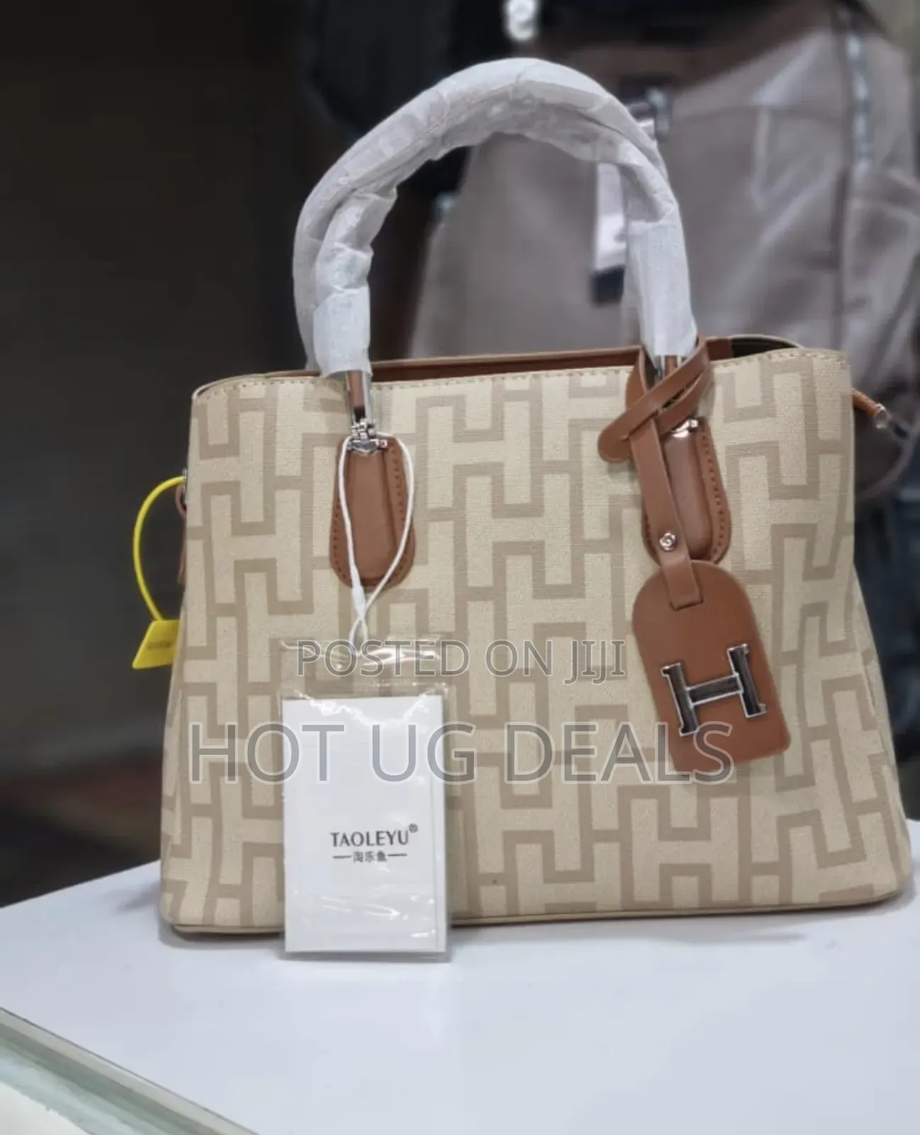 Ladies Designer Classic Handbags - Colour