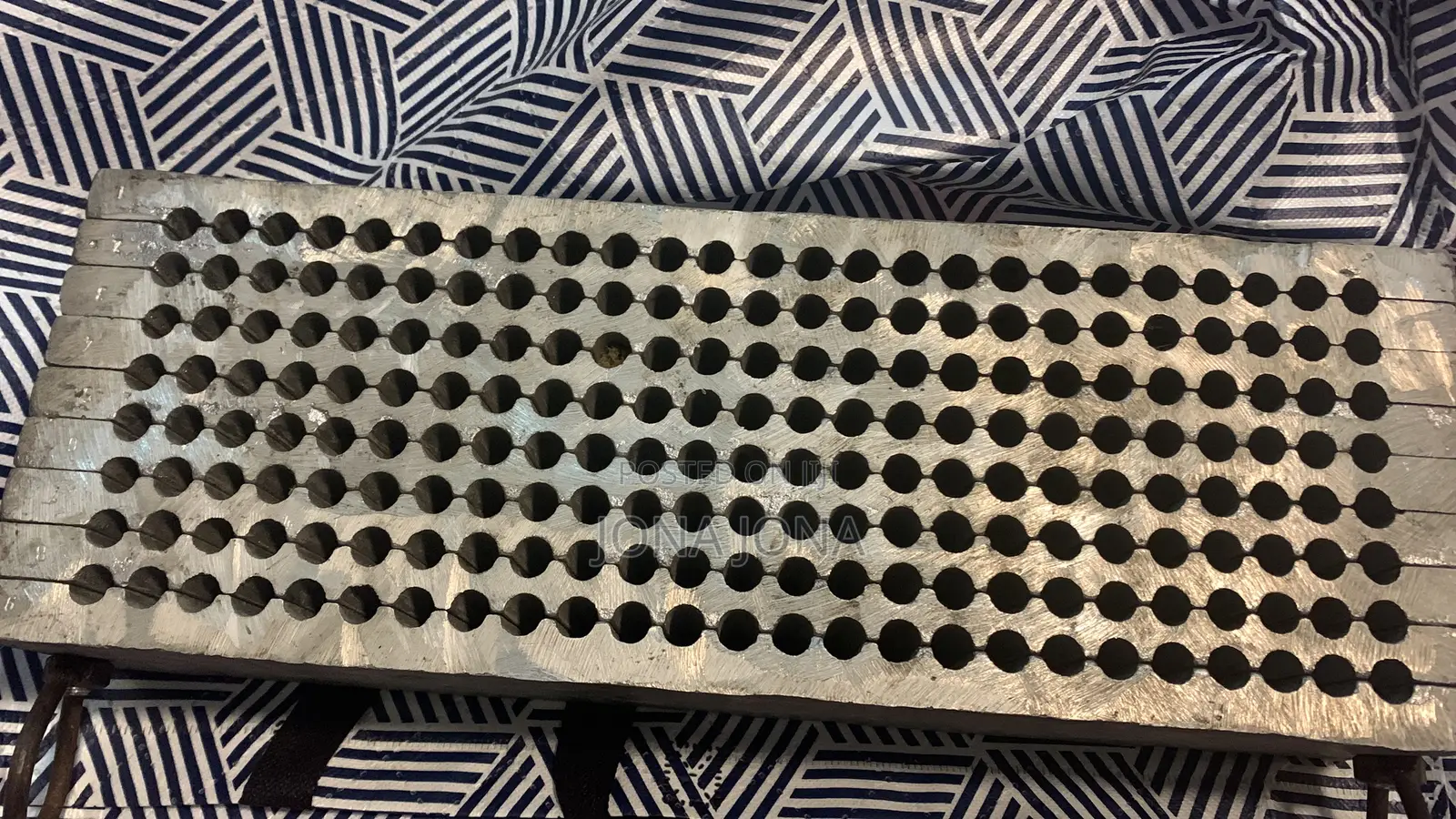 Chalk Machine 200cavity