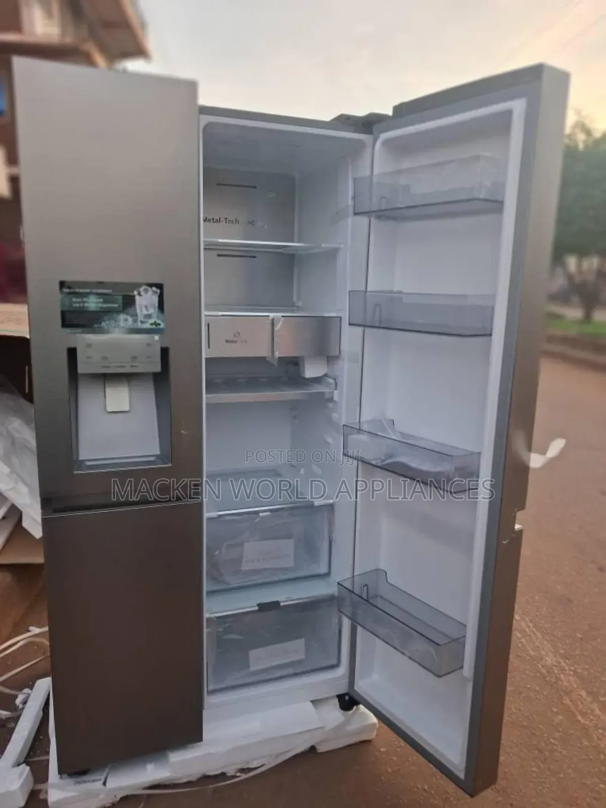 Hisense 720l Side by Side With Ice Cube Maker