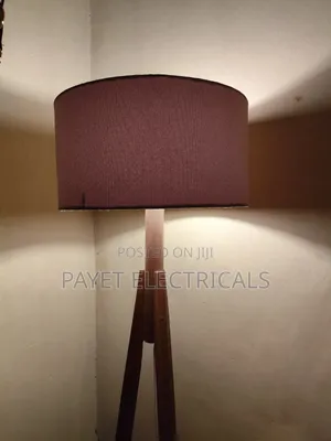 Floor Lamp Holder