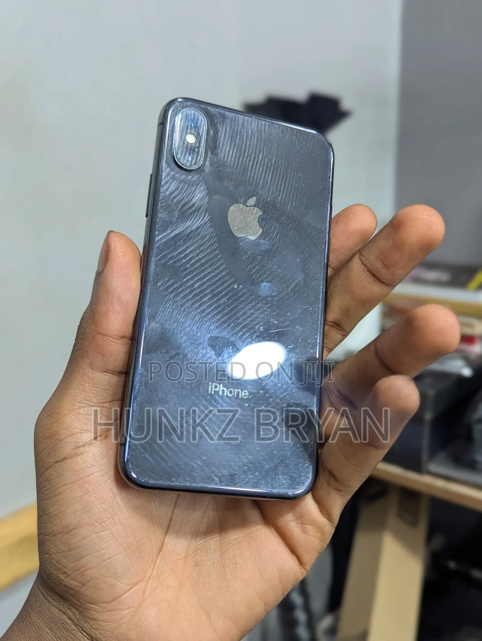 Apple iPhone X 64 GB Gray