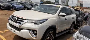 Toyota Fortuner 2.8 D AWD 2017 Silver