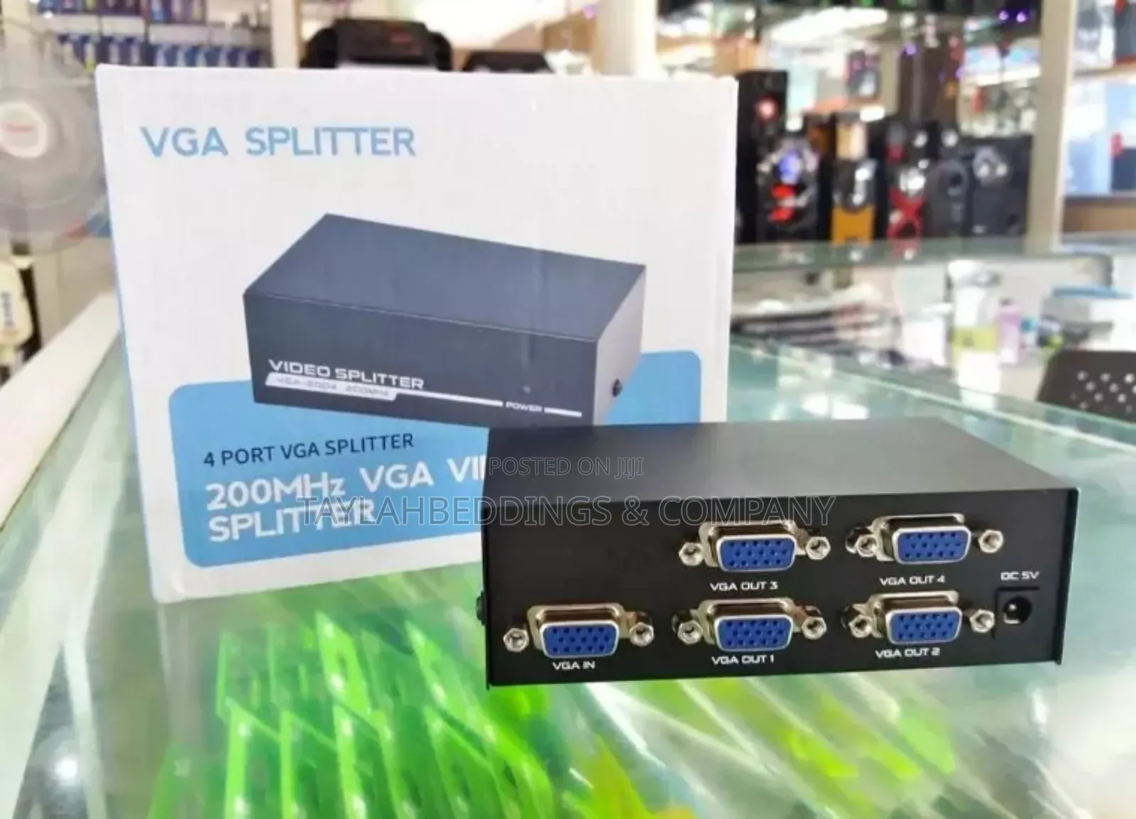 4 Port Vga Splitter Powered Out for Video Screen Duplication