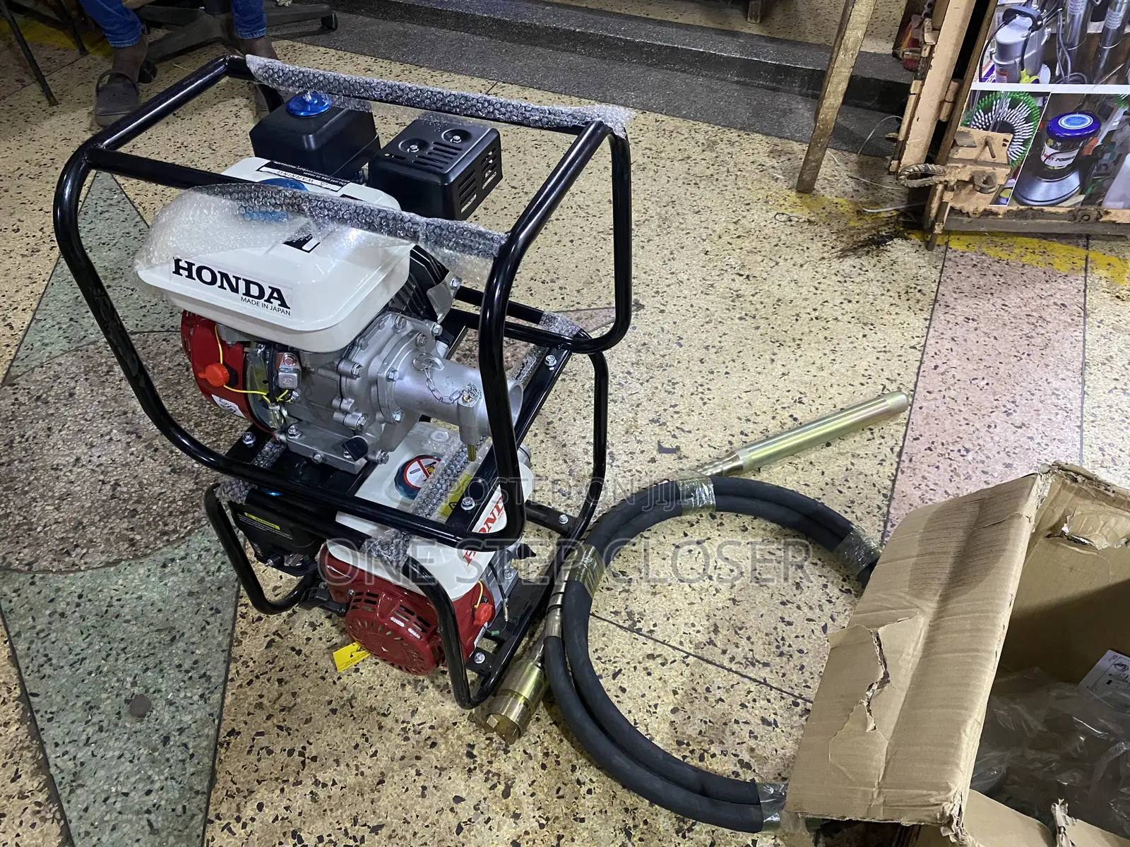 Honda Concert Vibrator With Poker
