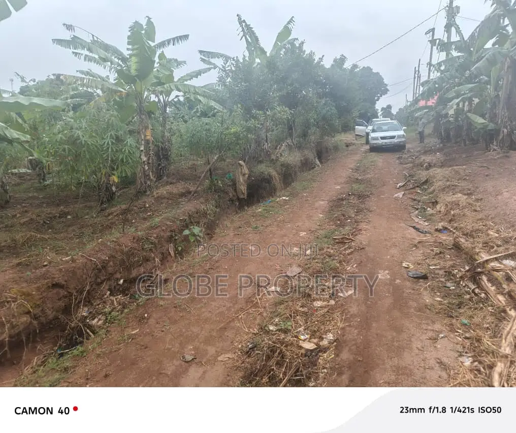 Plot of 50x100 for Sale in Sonde