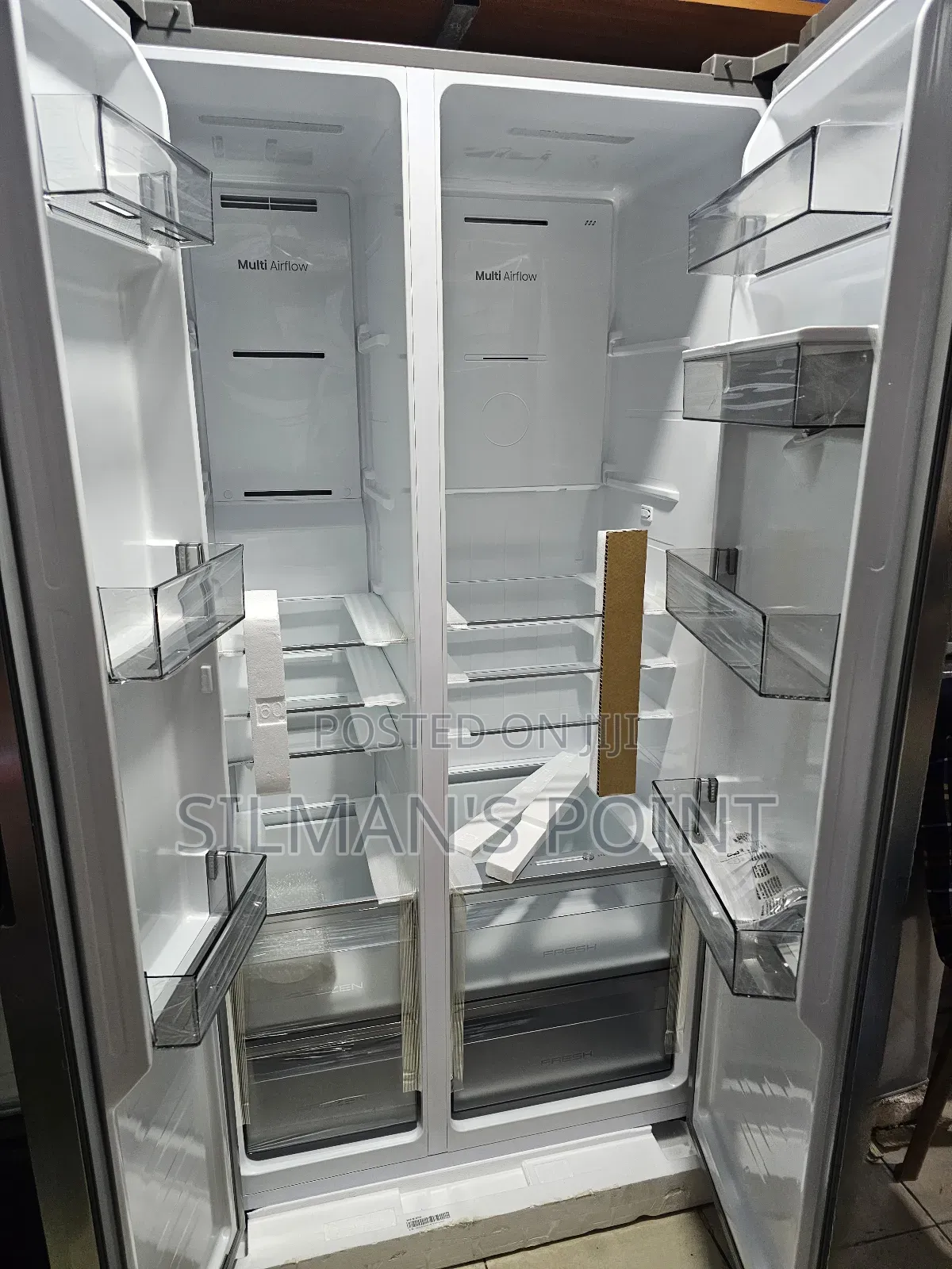 Hisense 750 Litres Side by Side Fridge