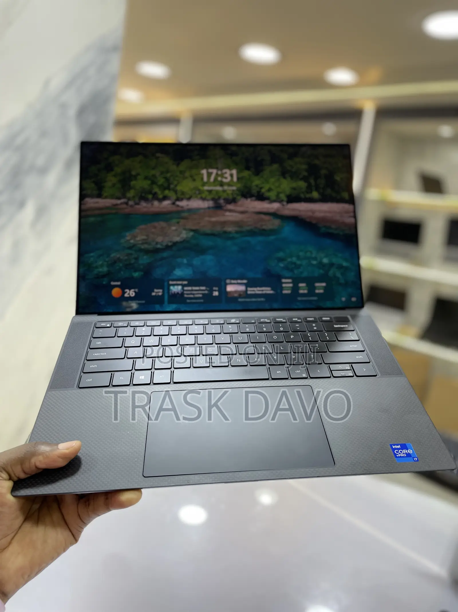 New Laptop Dell Precision 5570 32GB Intel Core I7 SSD 1T