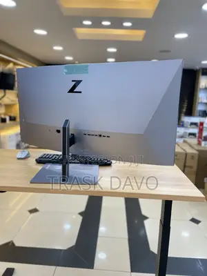 Hp Z40c Zbook G3 WQHD 49inch Curved Gaming Monitor