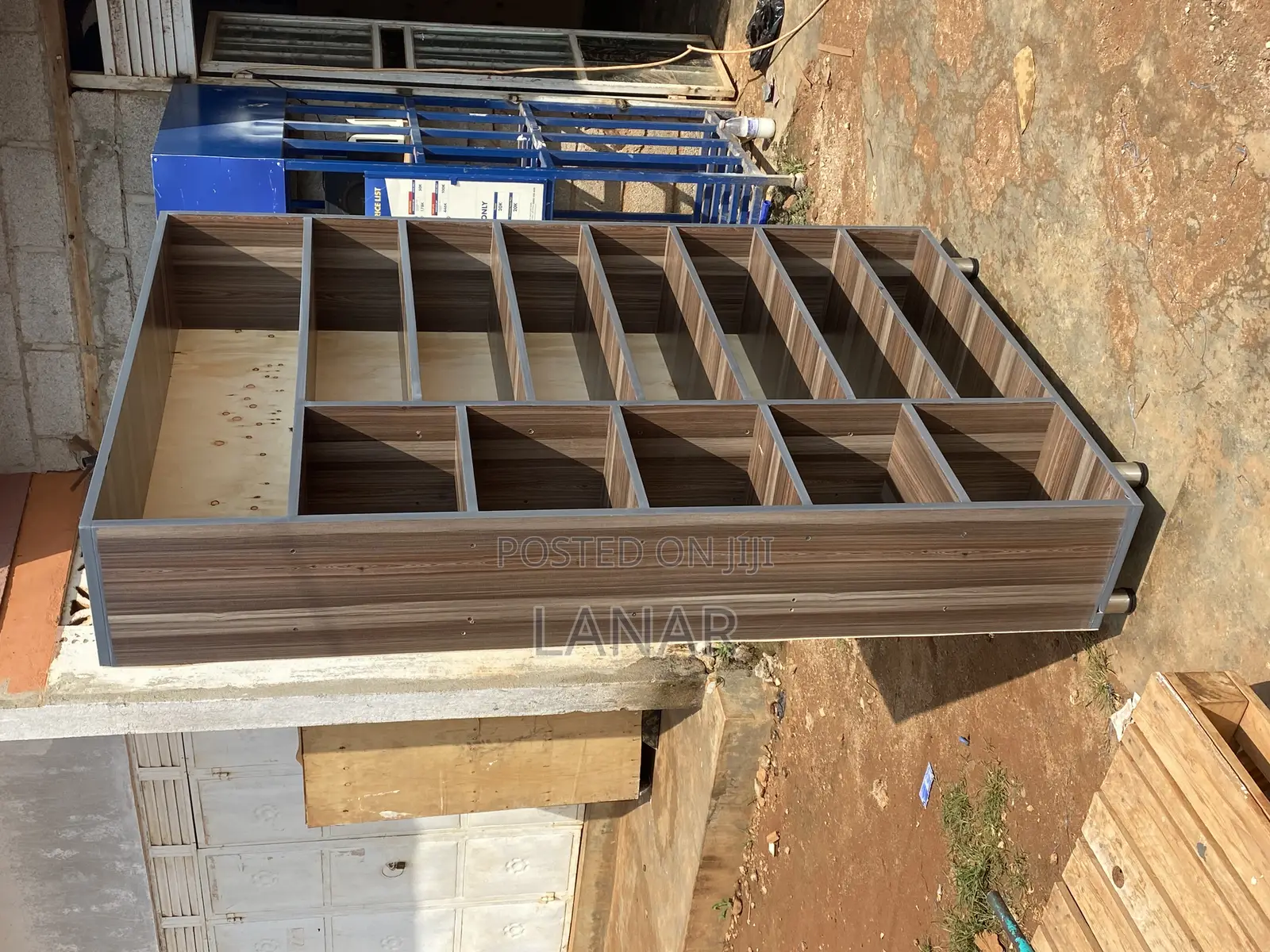 Shoe Rack Silver Pain