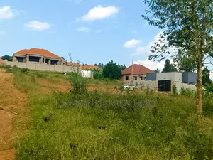 Plot for Sale Located at Seeta_bajjo (60ft*100ft) at 60m Ugx