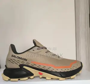 Men’S Super Classic Brown Salomon Hike Running Sneakers