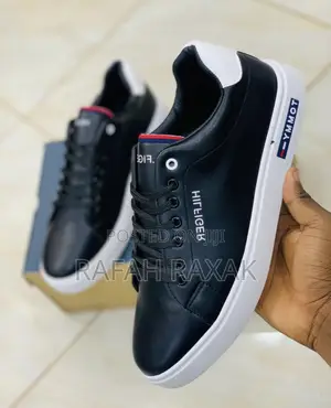 Men’S Super Classic Black/White Tommy Hilfiger Casual Shoes