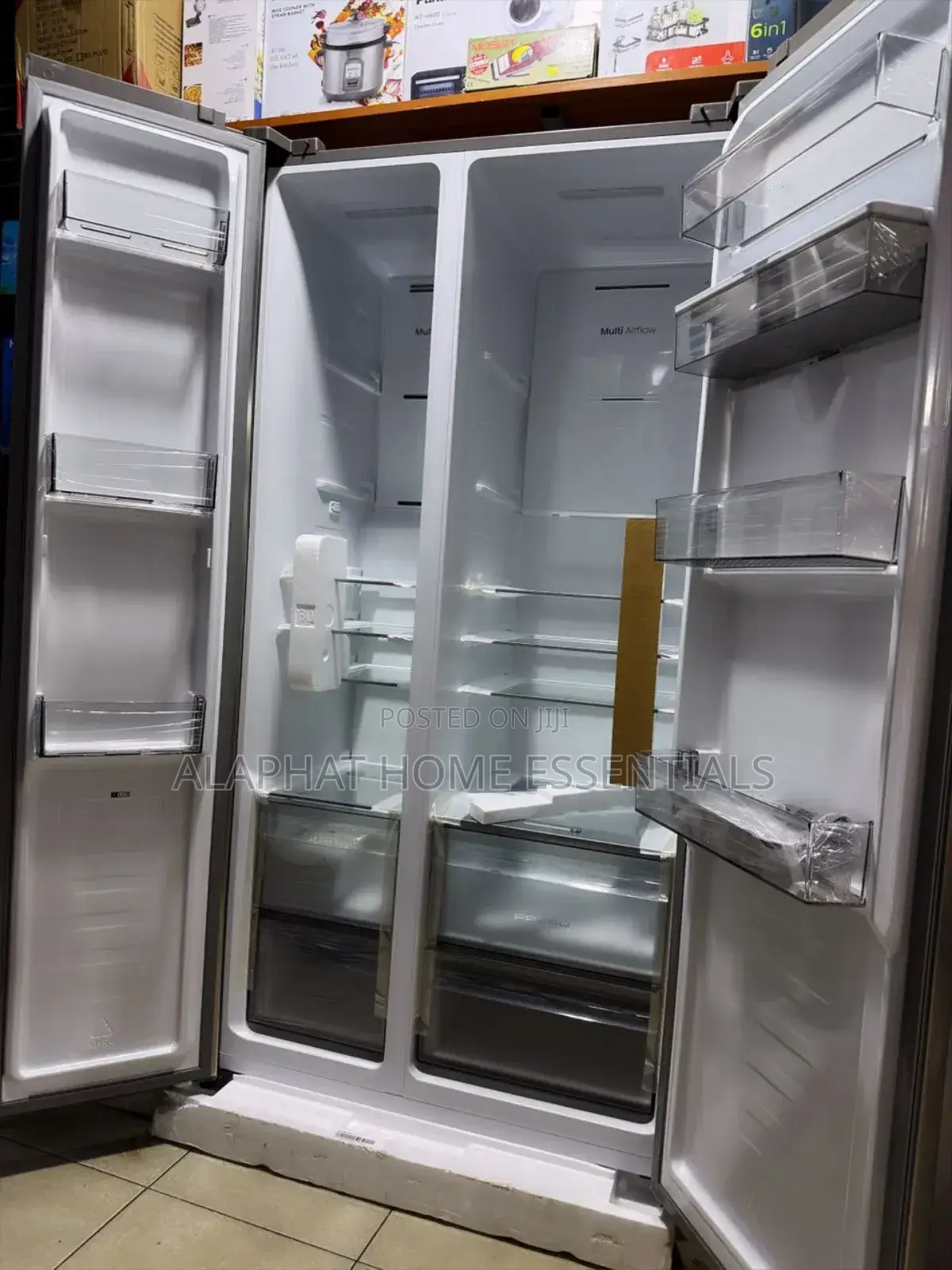 Hisense 750 Litres Side by Side Fridge