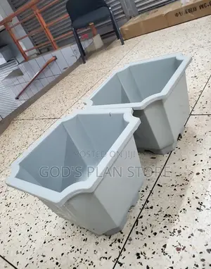Gray Square Plastic Flower Pots