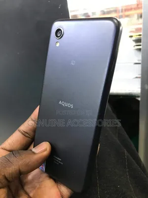 Sharp Aquos Sense 2 SHV43 32 GB Black