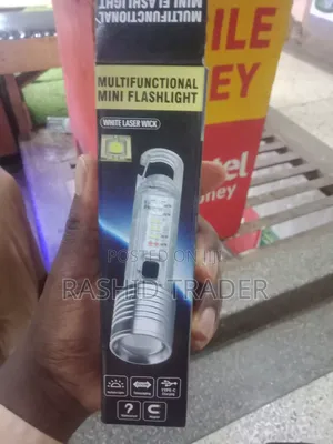 Multifunctional Mini Flash Light With Zoom