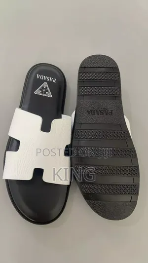 Supple Men Sandals Leather