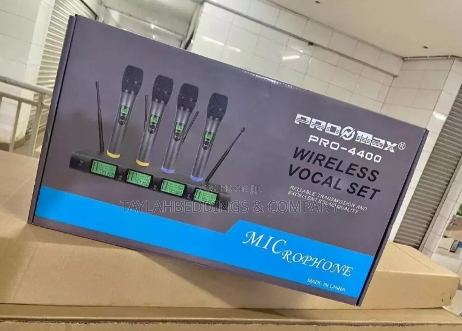 Pro Max Wireless Microphone System 4channel Wireless Mic Set