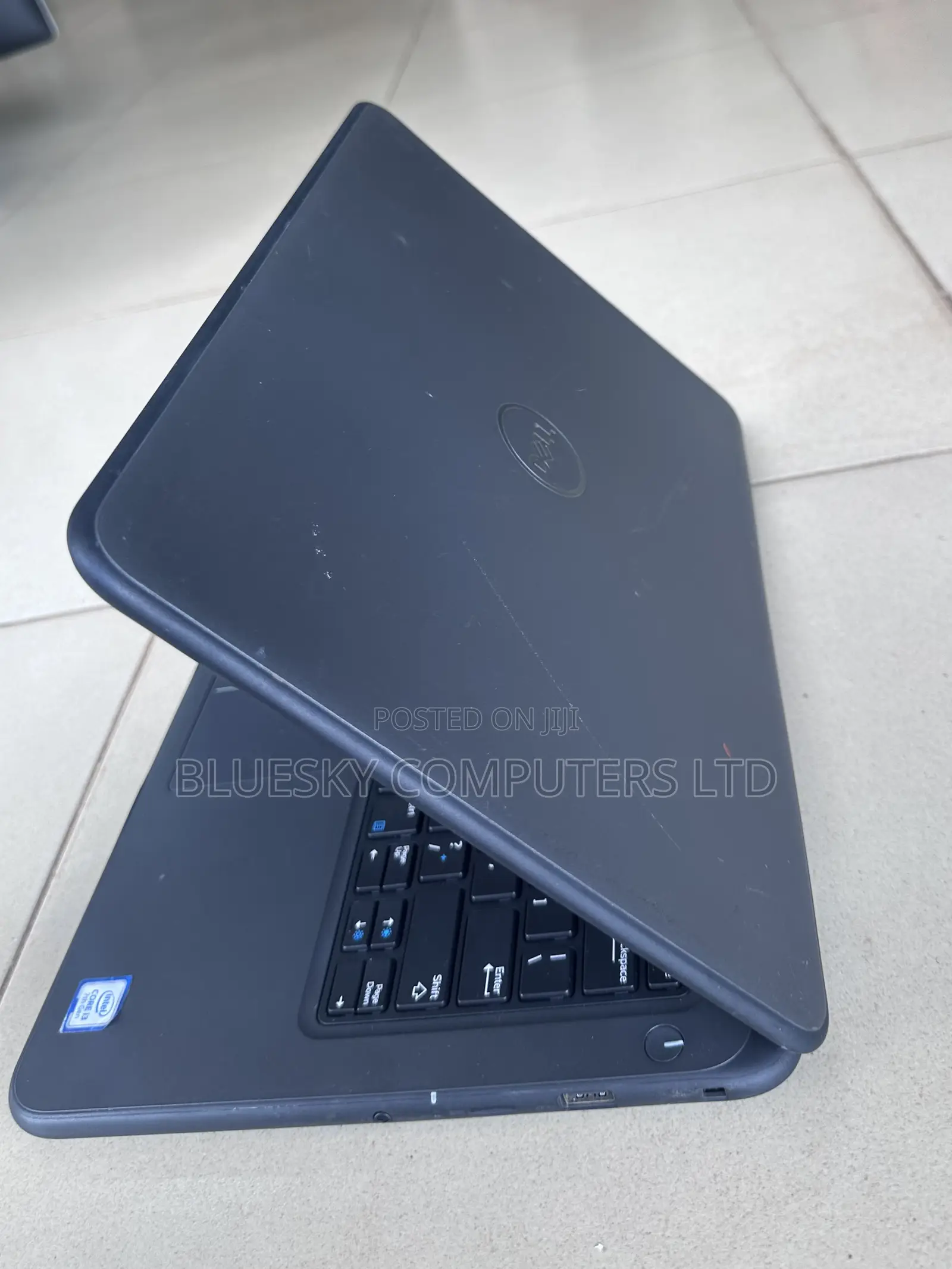 New Laptop Dell Latitude 3310 8GB Intel Core I3 SSHD (Hybrid) 256GB