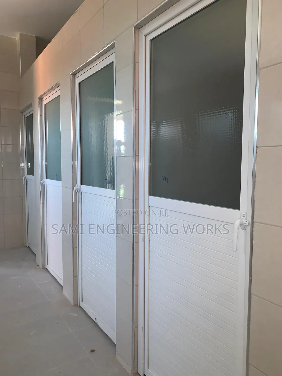 Quality Aluminum Bathroom Doors