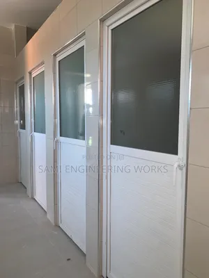 Quality Aluminum Bathroom Doors