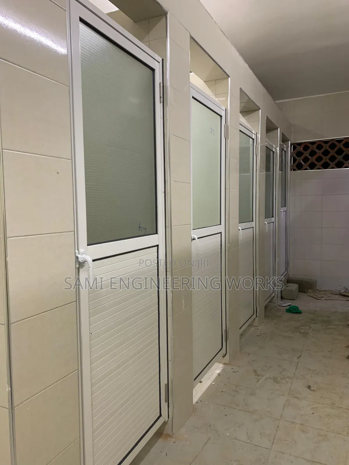Quality Aluminum Bathroom Doors