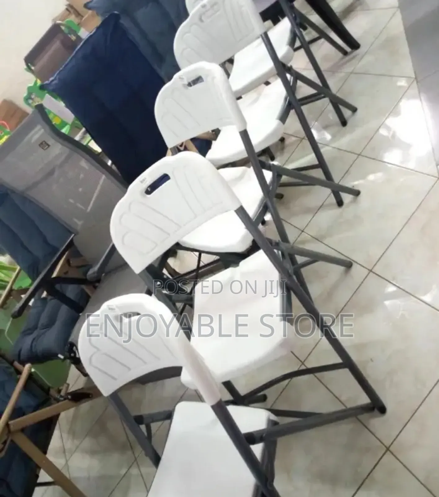 Foldable Plastic Chairs for Events/Dining/Garden/Hotels