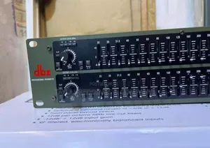 Professional Sound System Graphic Equalizer DBX Double