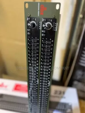 Professional Sound System Graphic Equalizer DBX Double