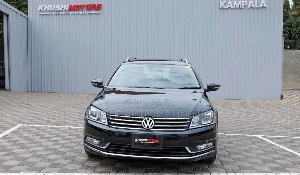 Volkswagen Passat 2012 Black