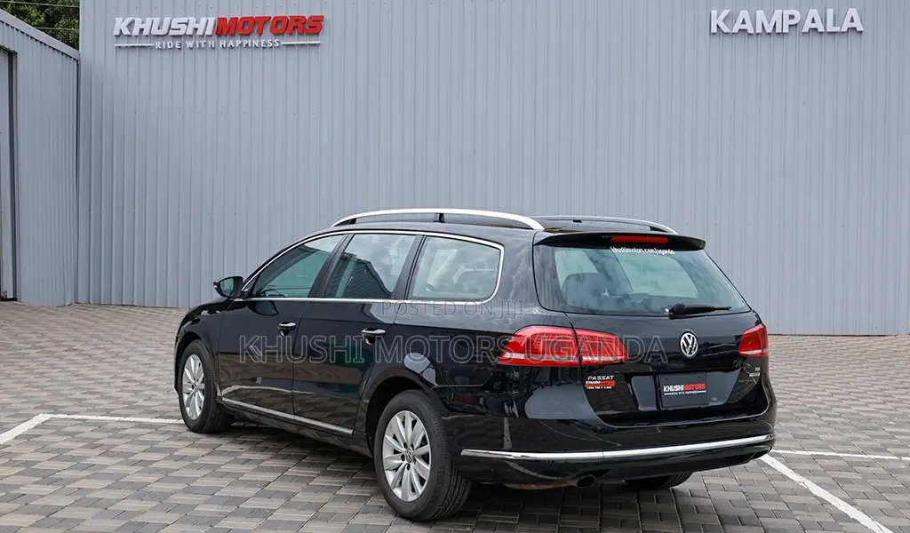 Volkswagen Passat 2012 Black
